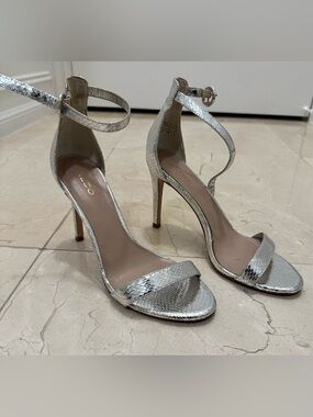 Aldo silver snake print heels
